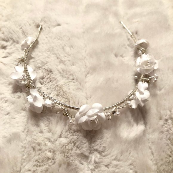 Flower Girl Crown and Floral Ball - Picture 1 of 14
